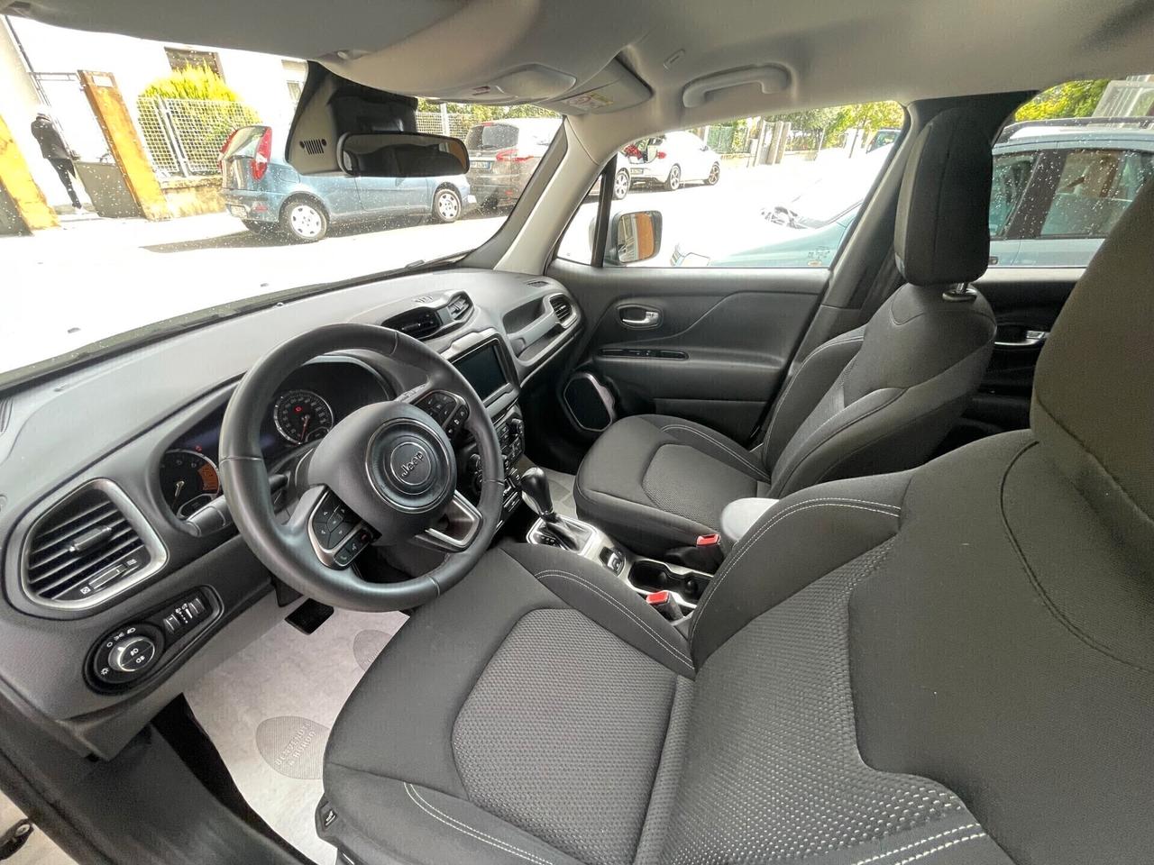 Jeep Renegade 1.3 T4 DDCT Limited