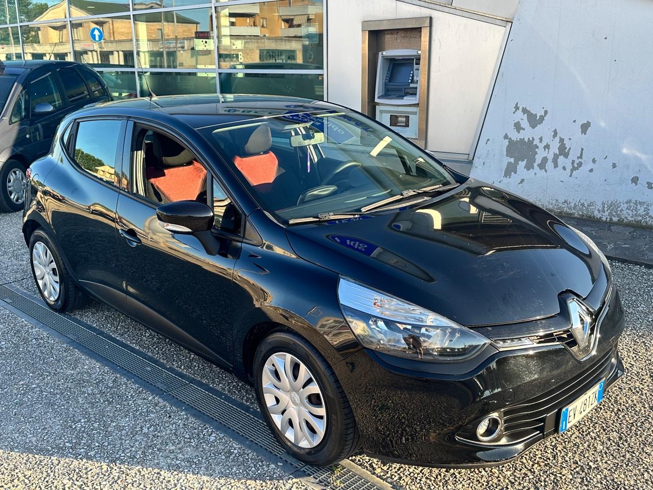 Renault Clio 1.2 75CV 5 porte metano