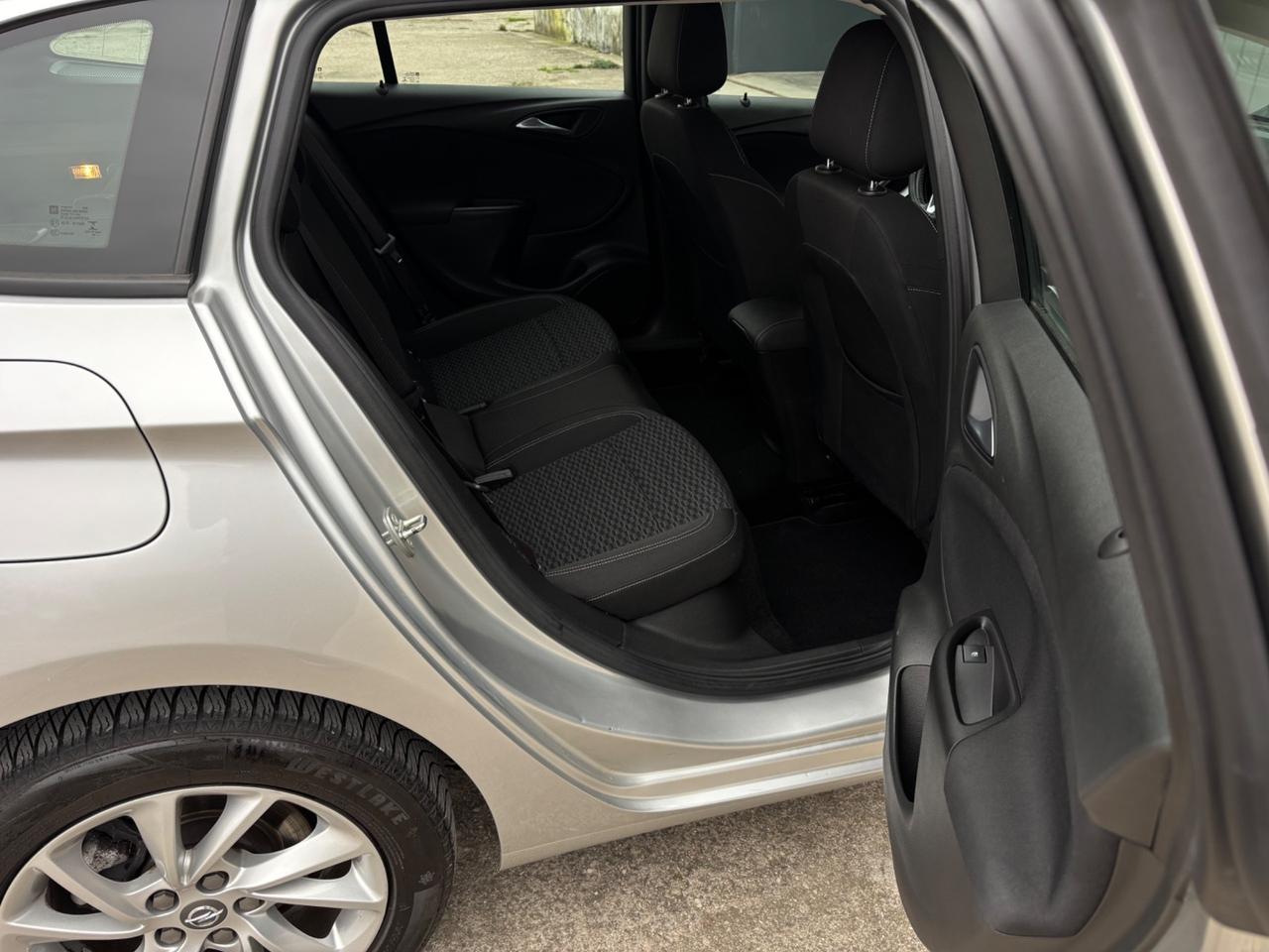 Opel Astra 1.6 CDTi 110CV. Neopatentati. Garanzia