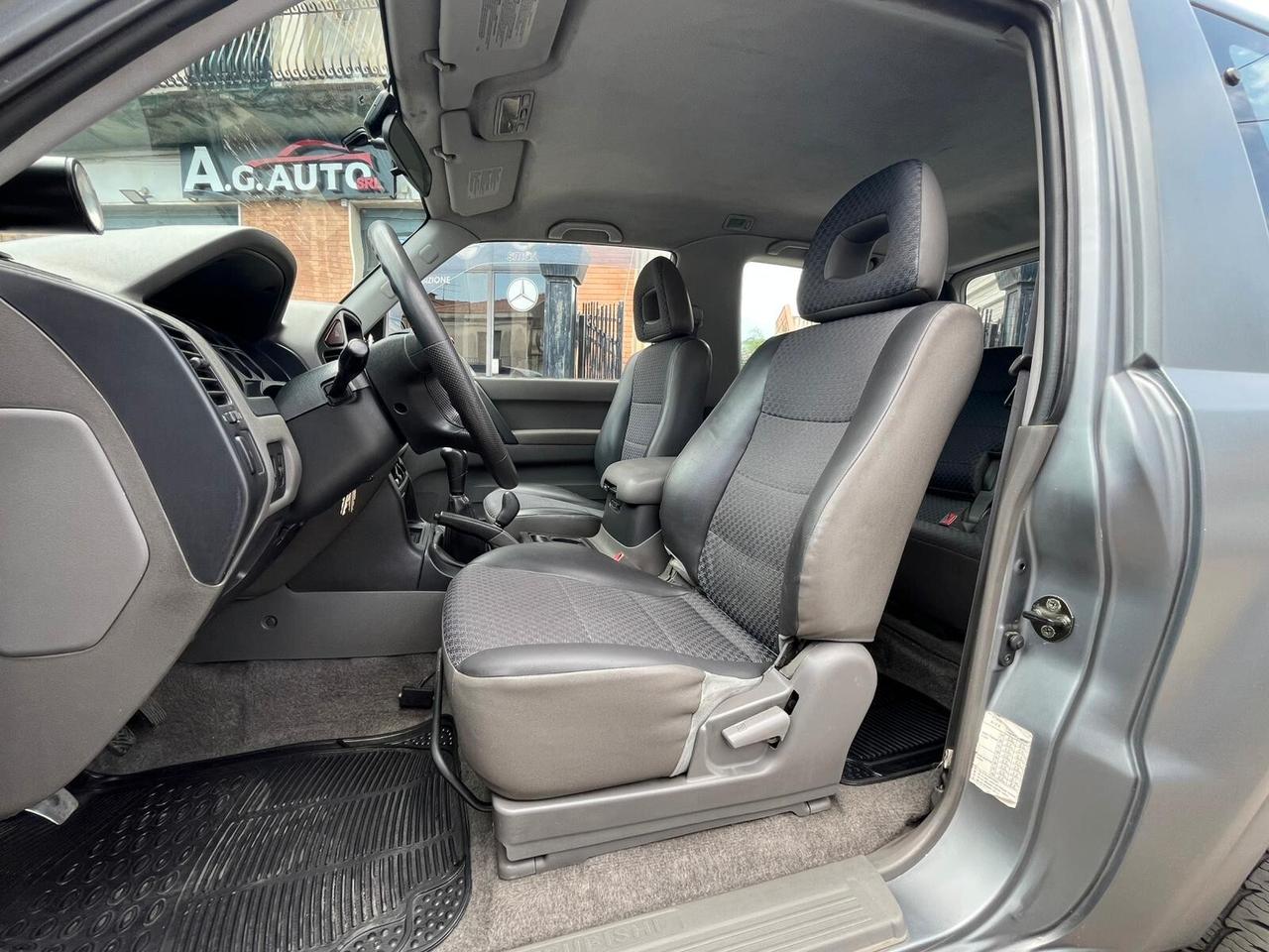 Mitsubishi Pajero 2.5 TDI 3p. GLX