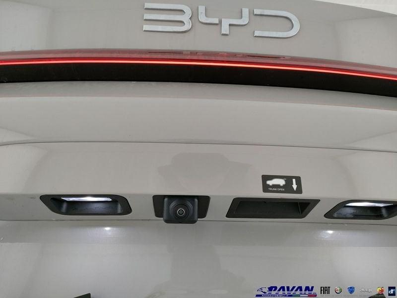 BYD Seal U DM-i 1.5 218 CV PHEV Boost