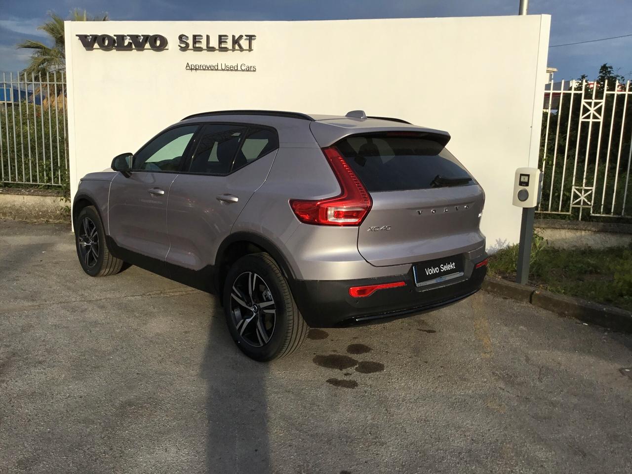 Volvo XC40 B3 Aut. Plus Dark