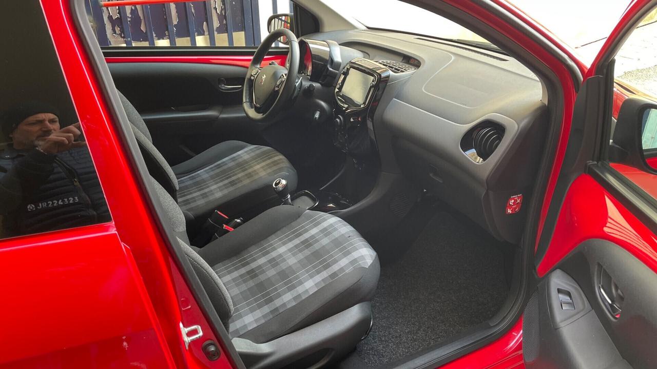 Peugeot 108 VTi 72 ETG 5 porte Allure TOP!