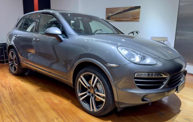 PORSCHE Cayenne 3.0 Diesel 250CV Platinum Edition