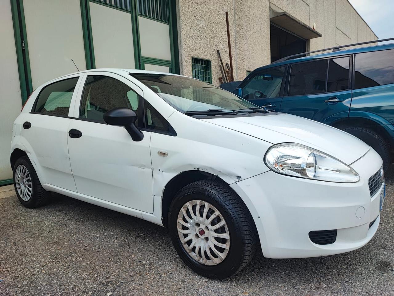 Fiat Grande Punto 1.4 5 porte BENZINA METANO 2009