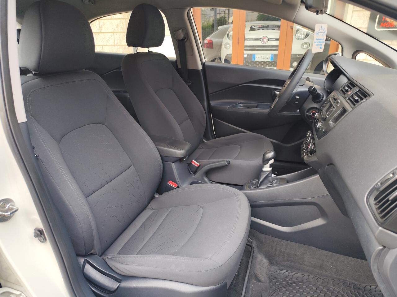 Kia Rio 1.1 CRDi 75CV DIESEL PERFETTA