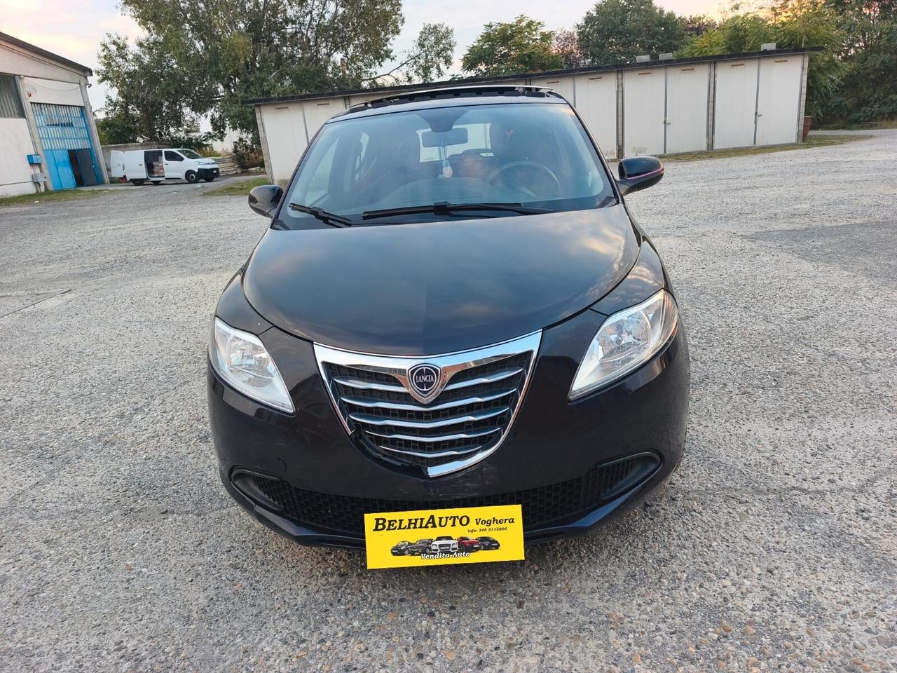 Lancia Ypsilon 2013--1.2 Benzina Neopatentati