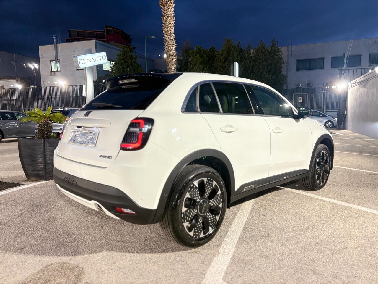 Fiat 600 Hybrid 100 CV DCT MHEV La Prima Automatica KM CERTIFICATI