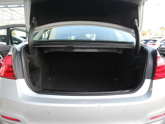 BMW 318 i Business Advantage