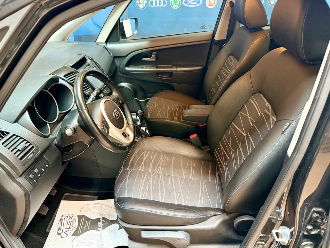 Kia Venga 1.4 benz / GPL 90cv Neopat E6