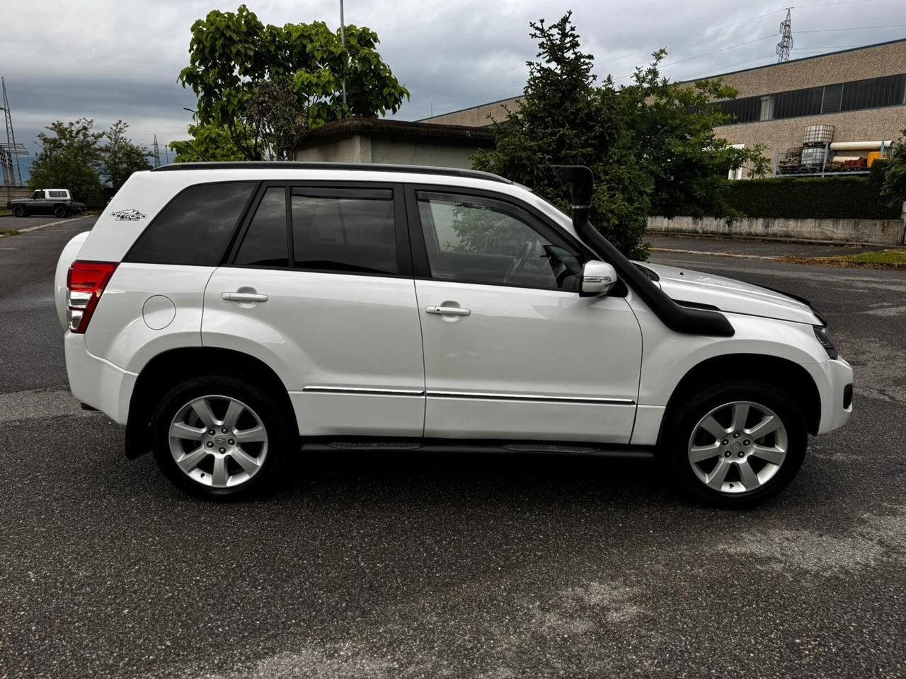 Suzuki Grand Vitara 2.4 aut. 5 porte Evolution Plus
