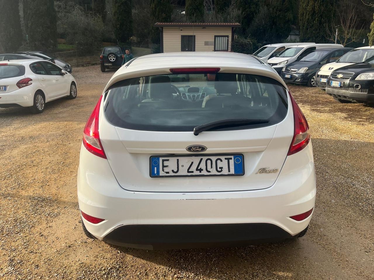 Ford Fiesta 1.2 Benzina - Neopatentati