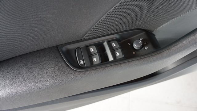 AUDI A3 SPB 40 TDI quattro S tronic Business