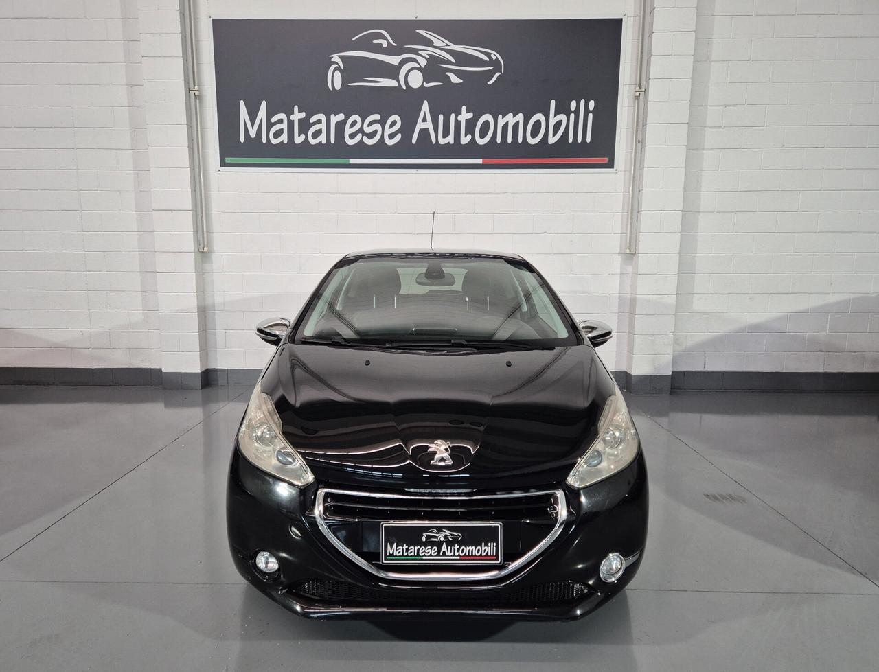 Peugeot 208 E-HDI 3 porte 1.6d 114cv Finanziabile Neopatentati