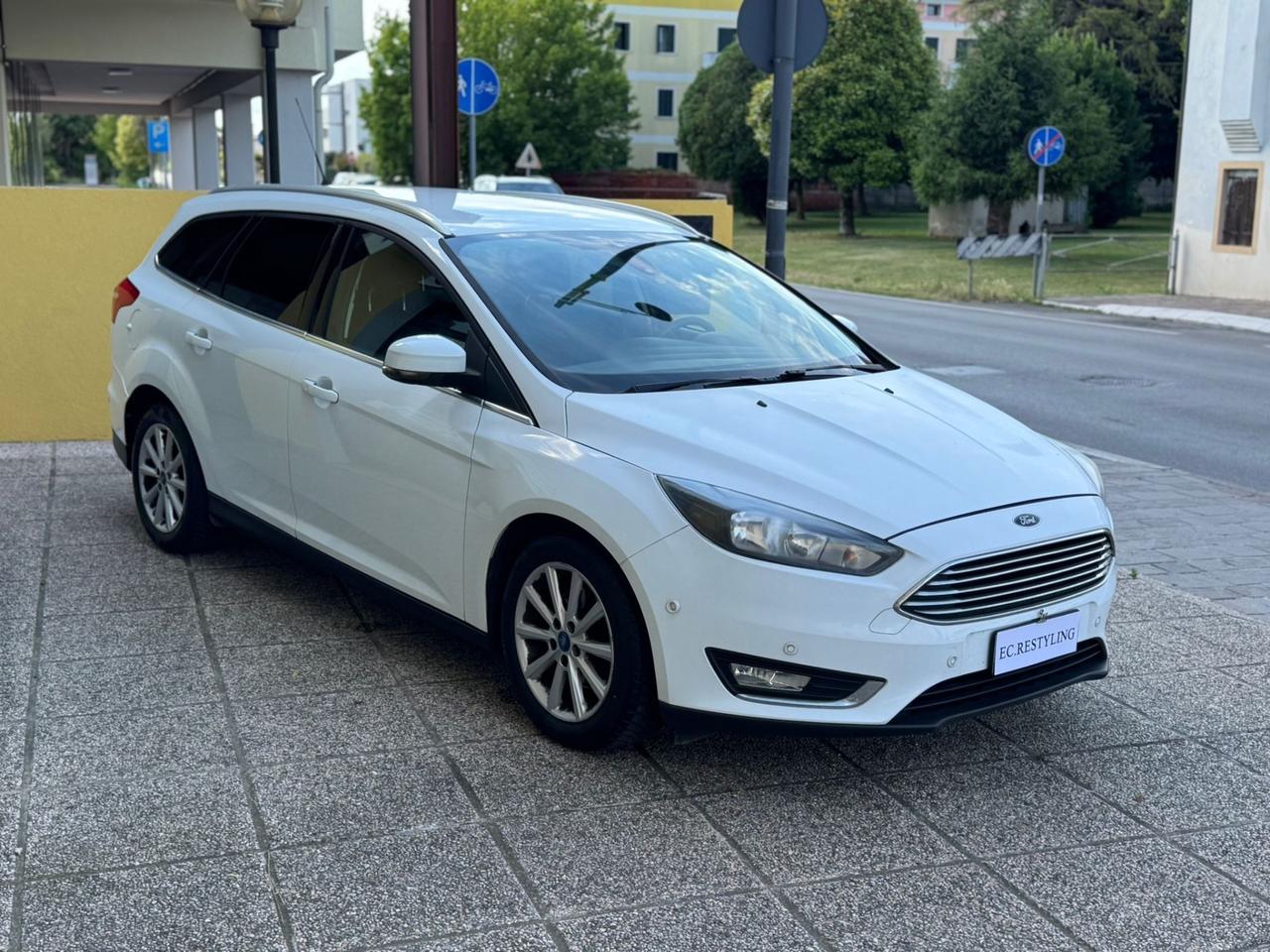 Ford Focus 1.5 TDCi 120 CV SW Titanium