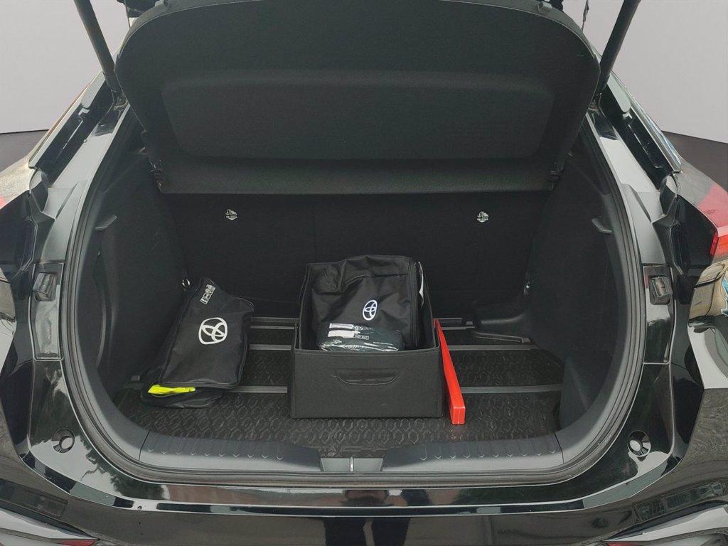 TOYOTA C-hr 2.0 hev lounge premiere fwd e-cvt del 2024