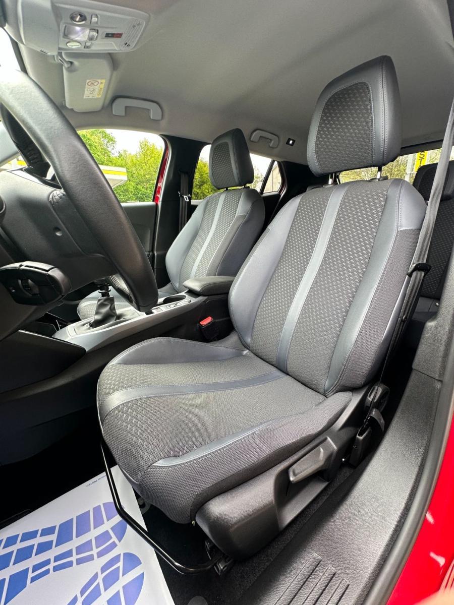 PEUGEOT - 2008 - PureTech 100 S&S Allure Pack GPL