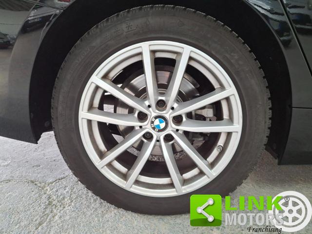 BMW 320 i Business Advantage GARANZIA INCLUSA