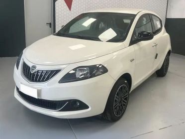 Lancia Ypsilon 1.0 firefly hybrid Gold s&s 70cv 5p.ti
