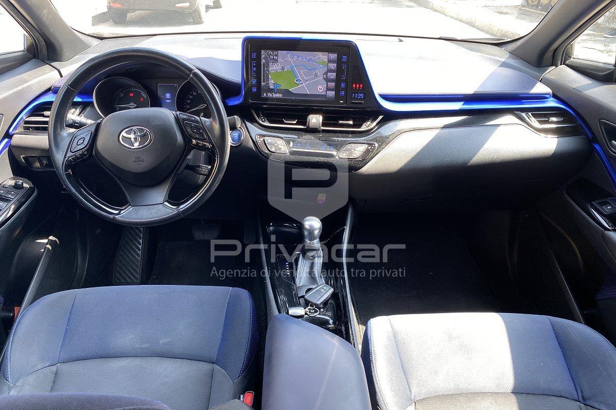 TOYOTA C-HR 1.8 Hybrid E-CVT Style