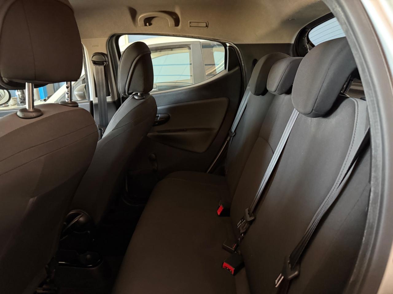 Lancia Ypsilon 1.2 69 CV 5 porte 2015