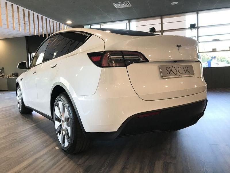 Tesla Model Y Long Range AWD