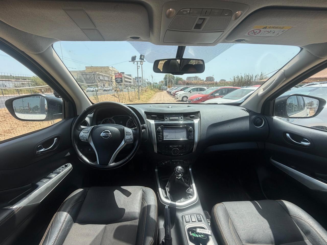 NISSAN NAVARA DOUBLE CAB N-GUARD 2.3 DCI 190CV 4WD IVA ESPOSTA