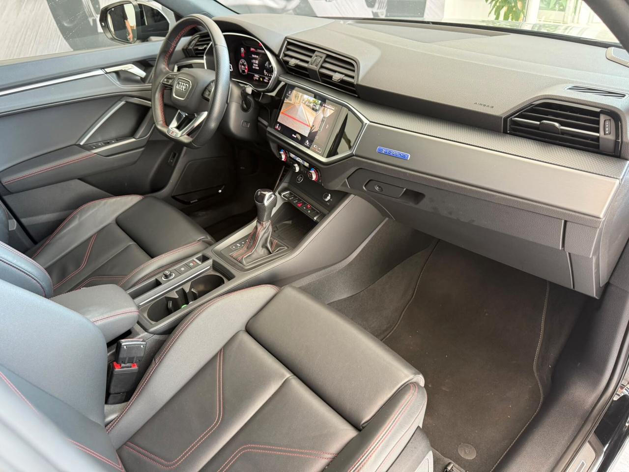 Audi Q3 quattro S tronic Identity Black TETTO FULL
