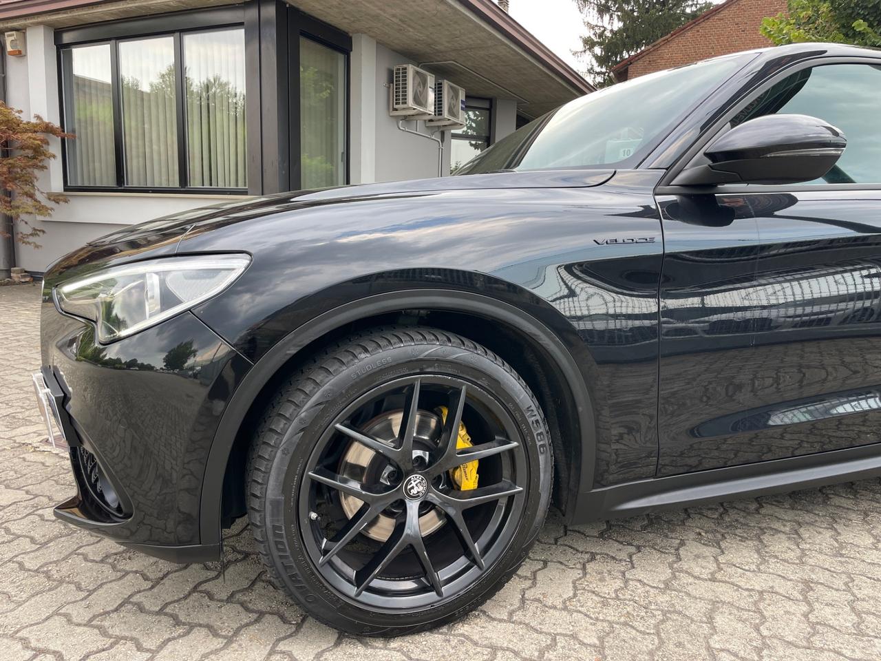 Alfa Romeo Stelvio 2.2 Turbodiesel 160 CV AT8 RWD Veloce