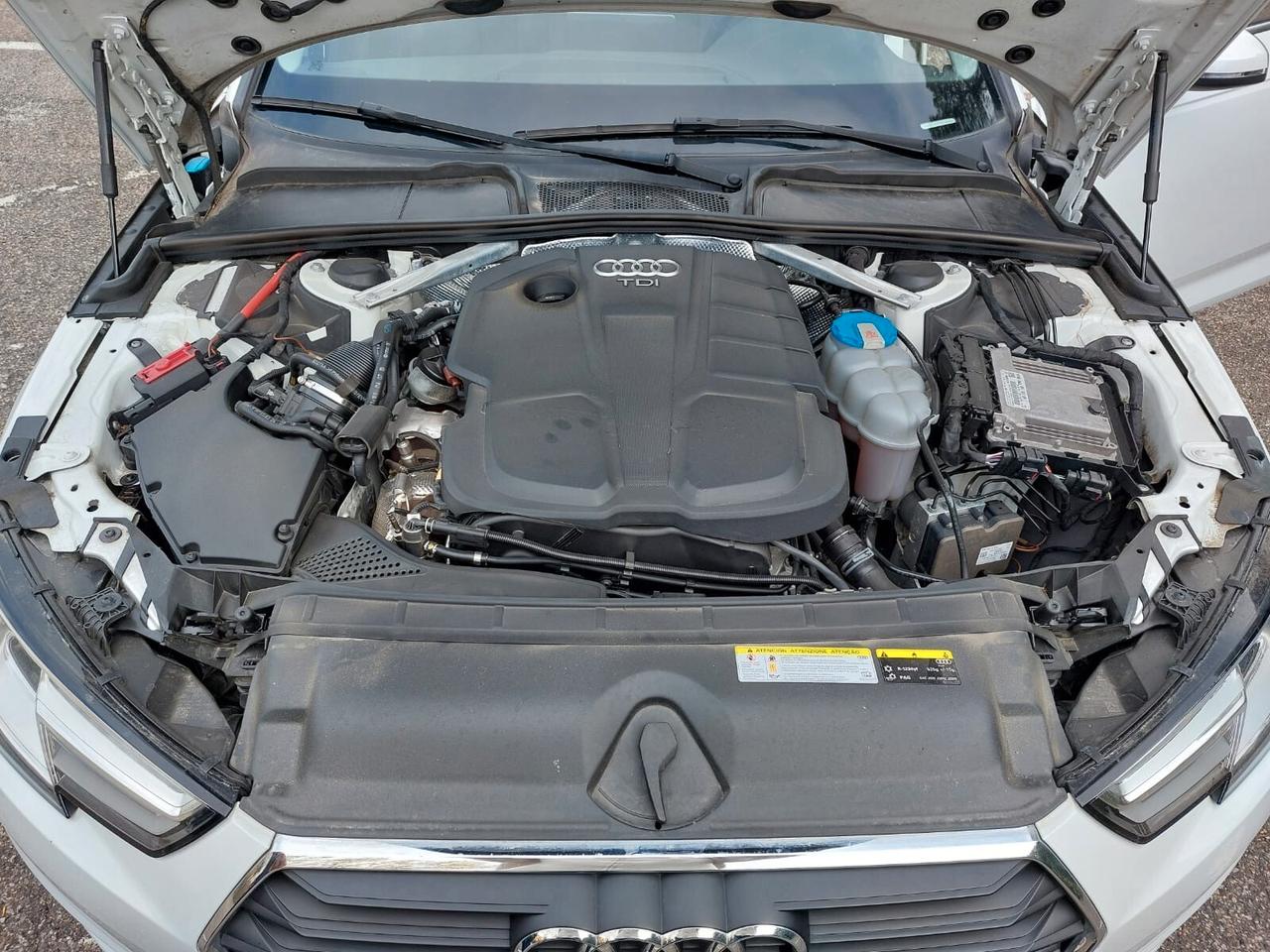 Audi A4 Avant 2.0 TDI 150 CV S tronic SLine