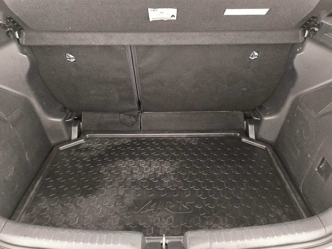 Toyota Yaris 1.0 active