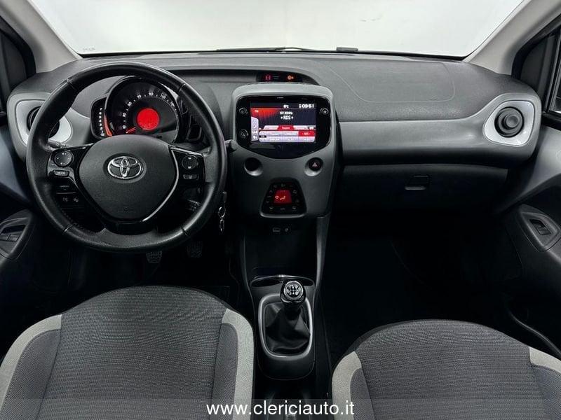 Toyota Aygo Connect 1.0 VVT-i 72 CV 5 porte x-play