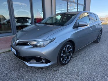 Toyota Auris 1.4 D-4D 90cv LOUNGE my16"