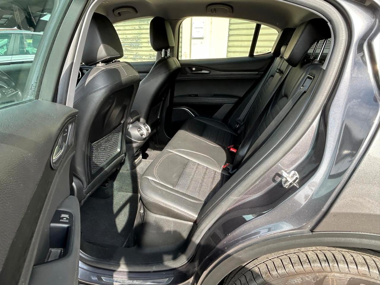 Alfa Romeo Stelvio 2.2 Turbodiesel 210 CV AT8 Q4 Executive