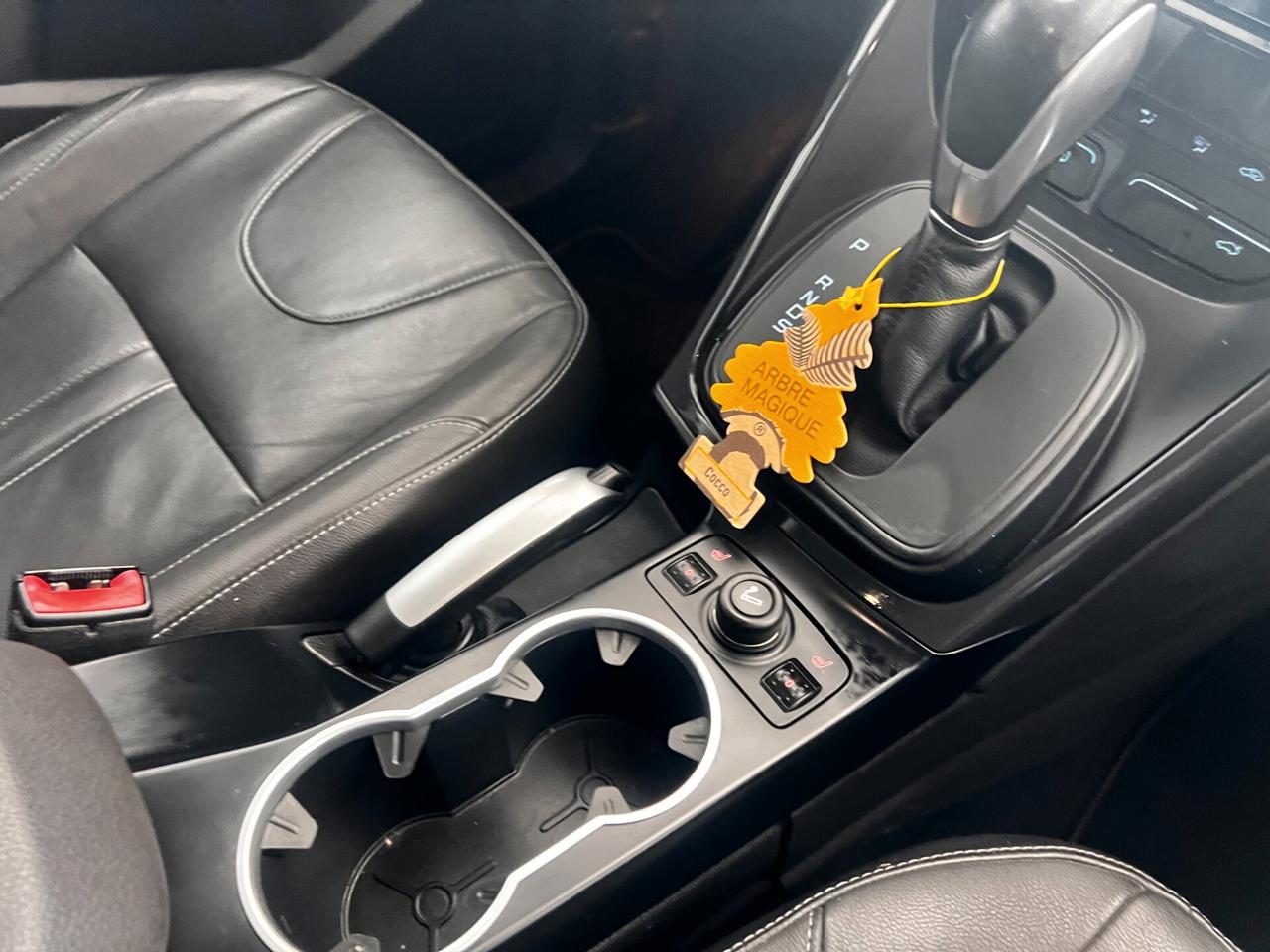 Ford Kuga 2.0 TDCI 163 CV 4WD Powershift Titanium