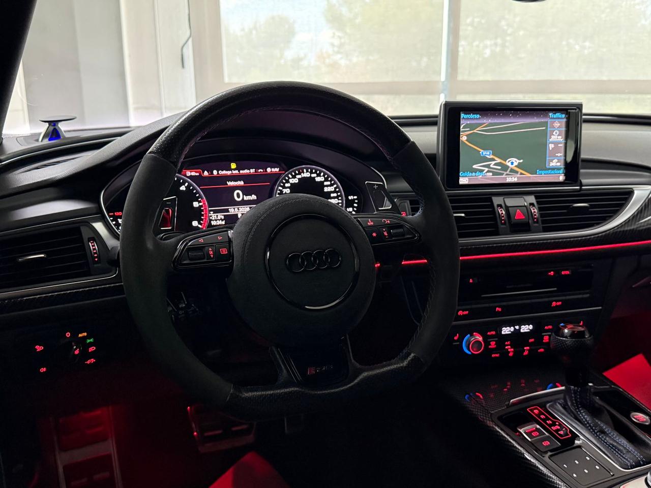Audi A6 allestita con pacchetto RS6 2.0 TDI #10920