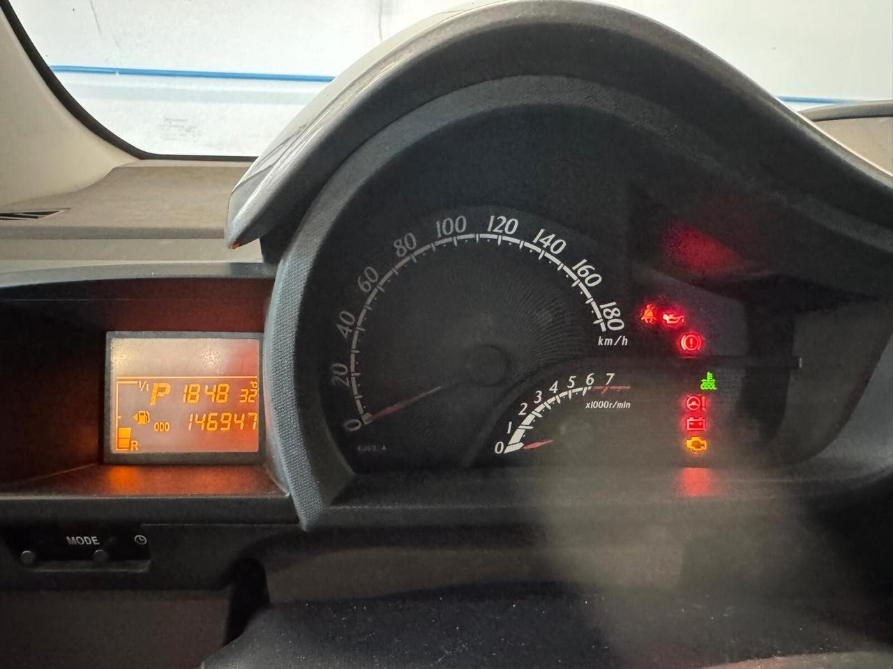 Toyota iQ 1.0 Sol