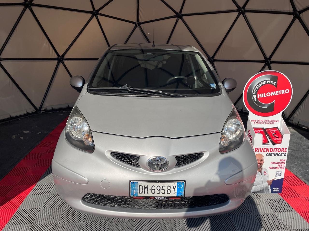 Toyota Aygo 1.0 12V VVT-i 5 porte Sol