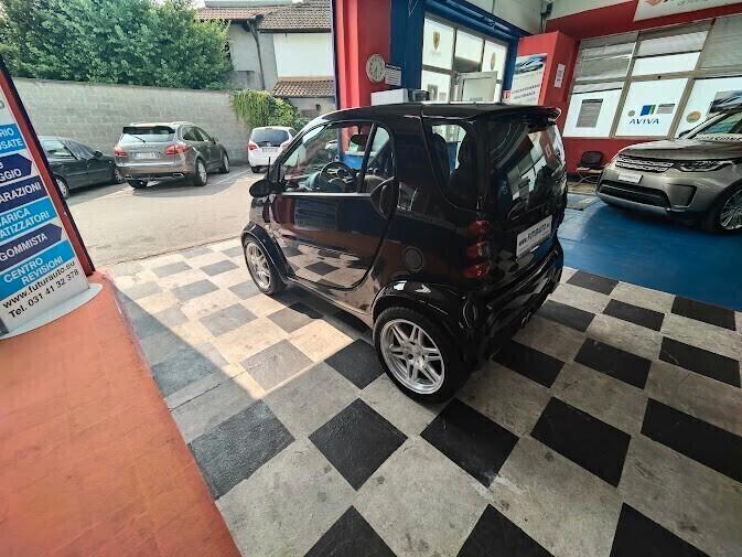 Smart ForTwo 700 coupé Brabus (55 kW)