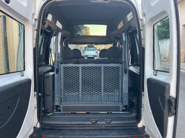 FIAT Doblo 1.3MJT Trasporto Disabili Pedana