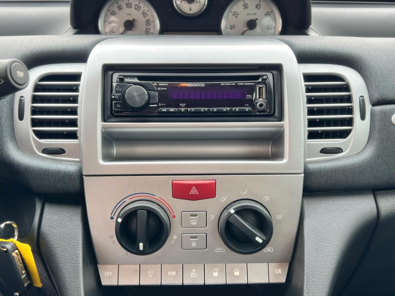 Lancia Ypsilon 1.2 Argento
