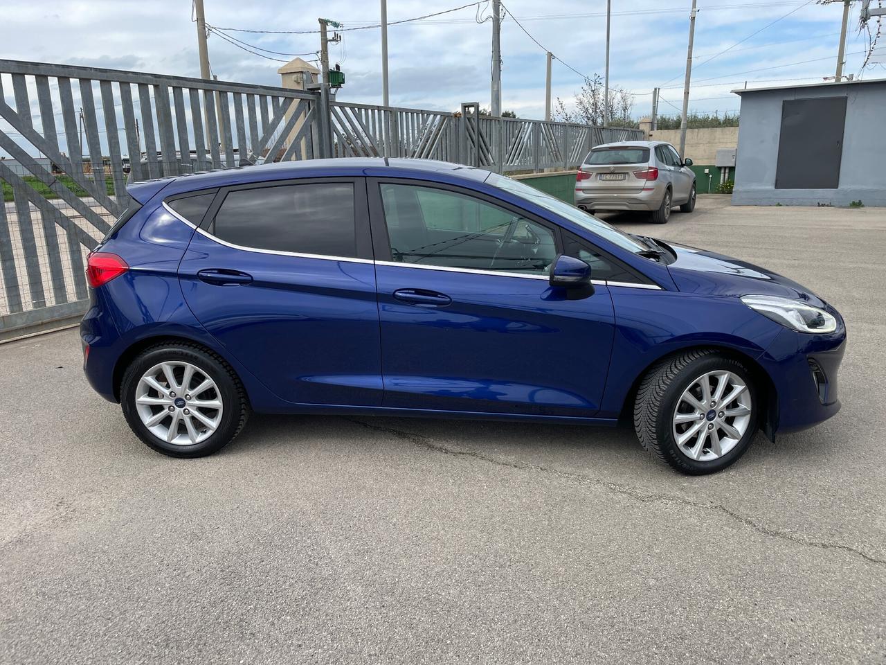 Ford Fiesta 1.5 TDCi 85cv 5 porte Titanium-NAVIGATORE