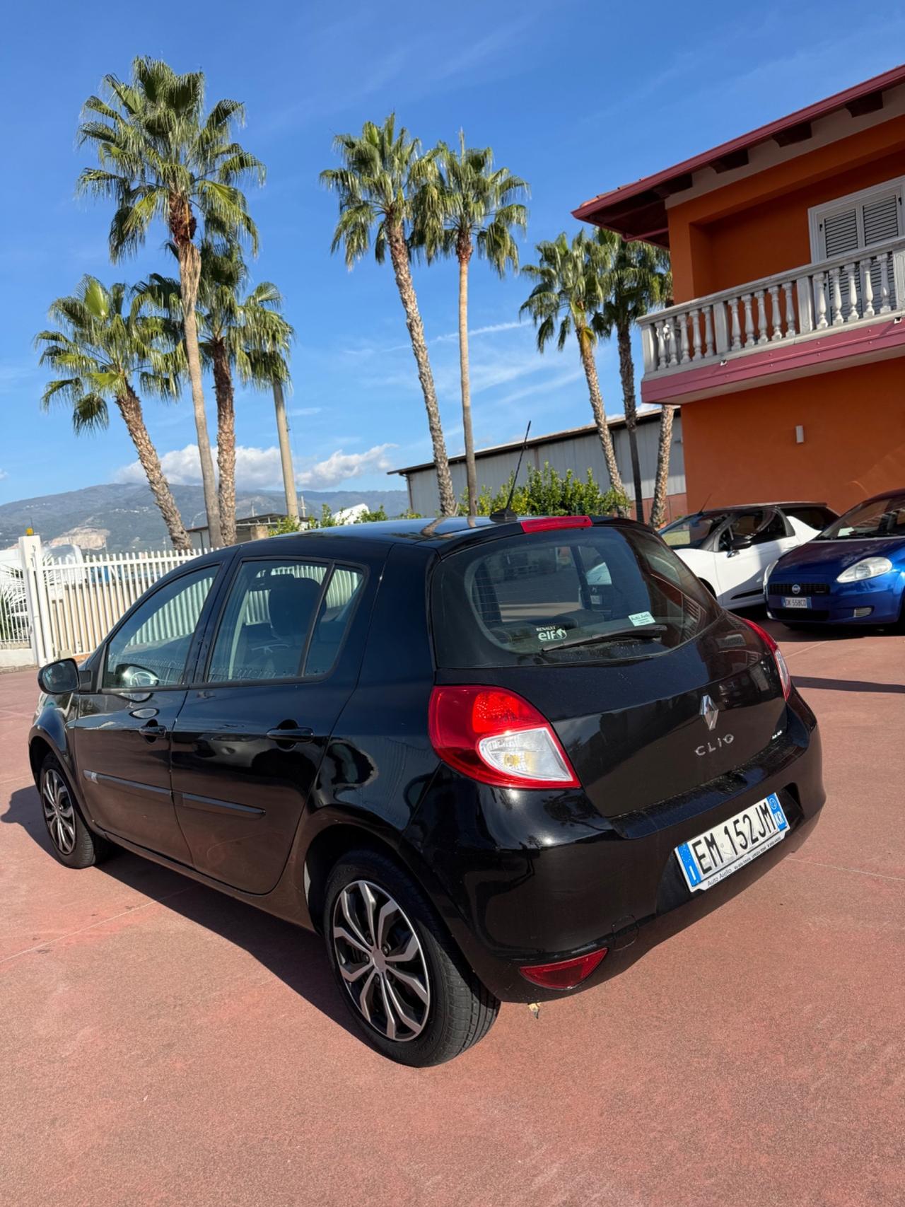 Renault Clio 1.2 16V 5 porte GPL Dynamique