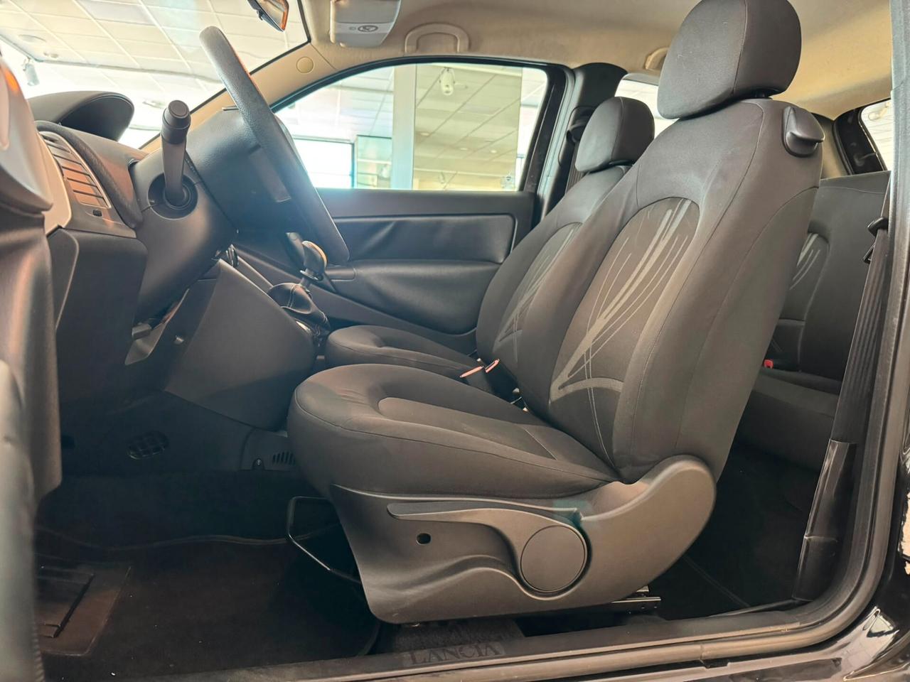 Lancia Ypsilon 1.2 69 CV Diva