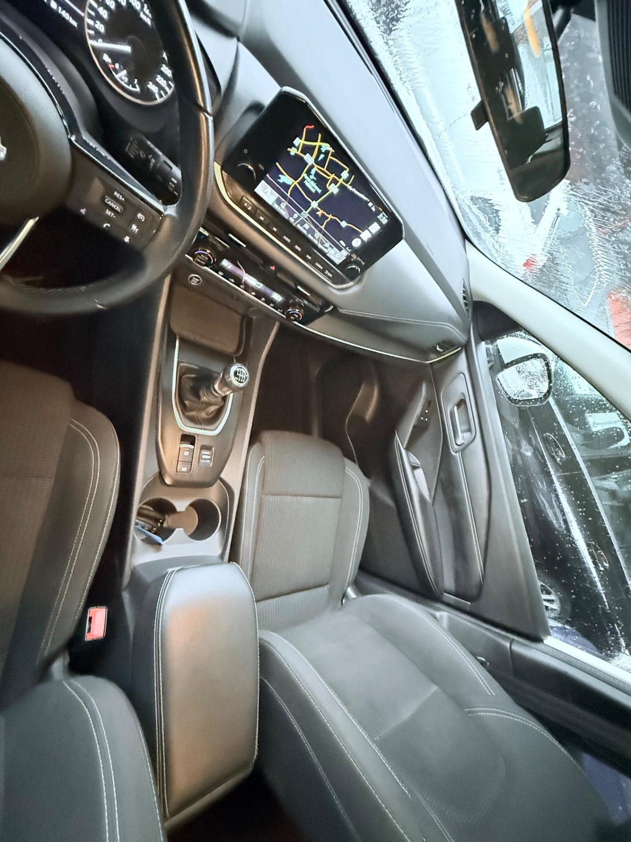 Qashqai MHEV 140 CV Tekna--rate-unipro-b-color