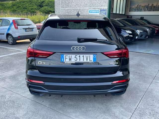 Audi Q3 35 2.0 TDI 150CV S-line interno/esterno S-tronic