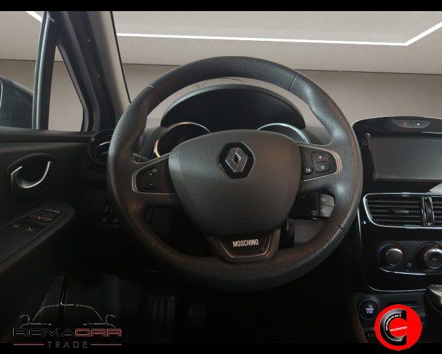 RENAULT Clio TCe 12V 75 CV 5 porte Moschino Life