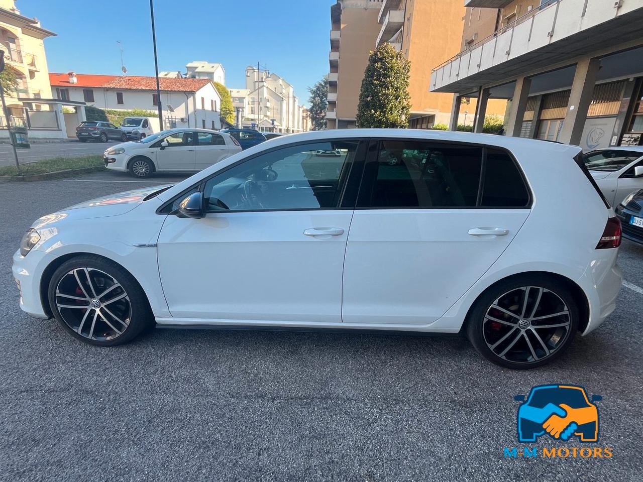 VOLKSWAGEN GOLF GTD