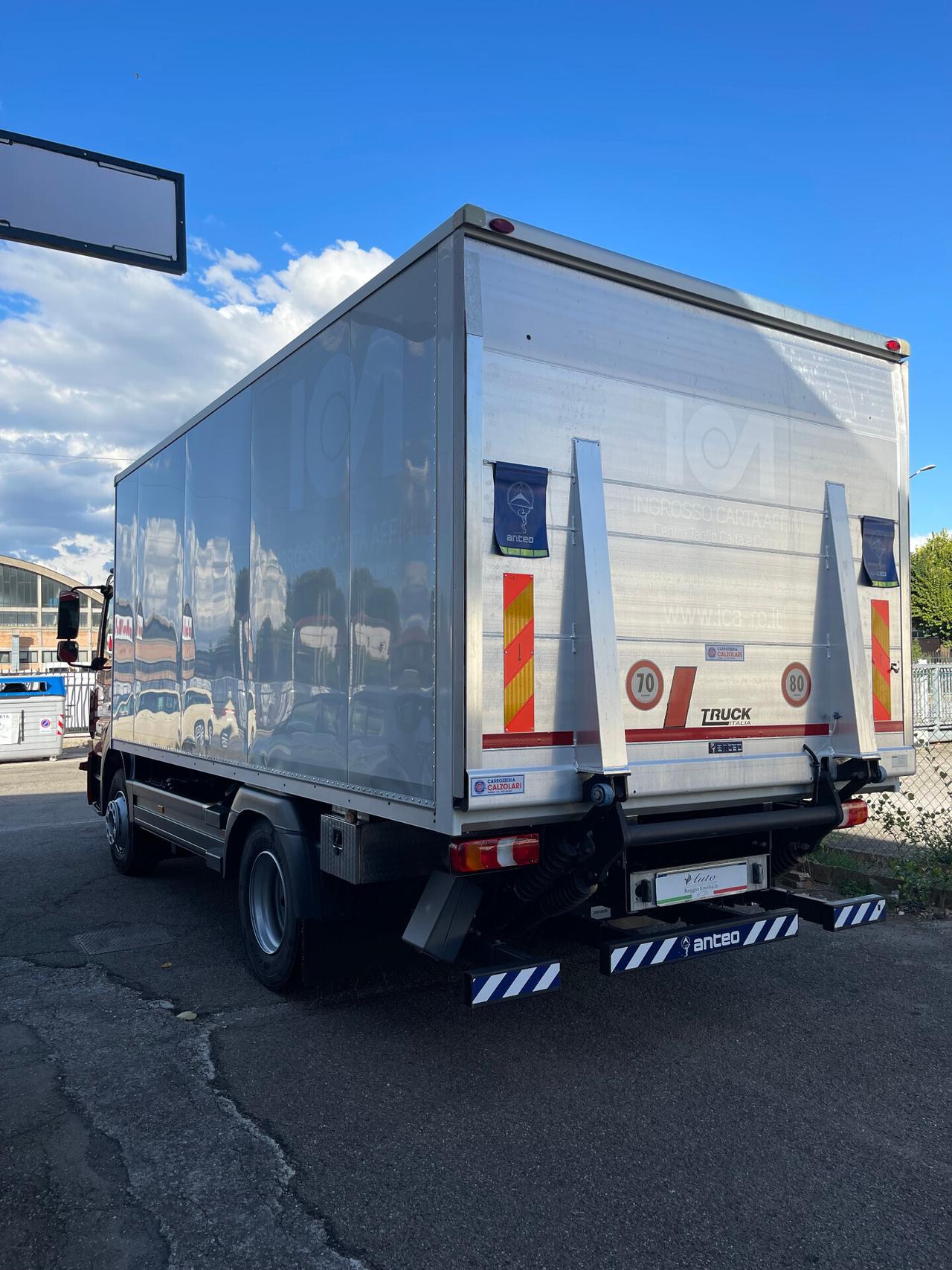 Mercedes Benz Atego 2020 - Sponda Idraulica