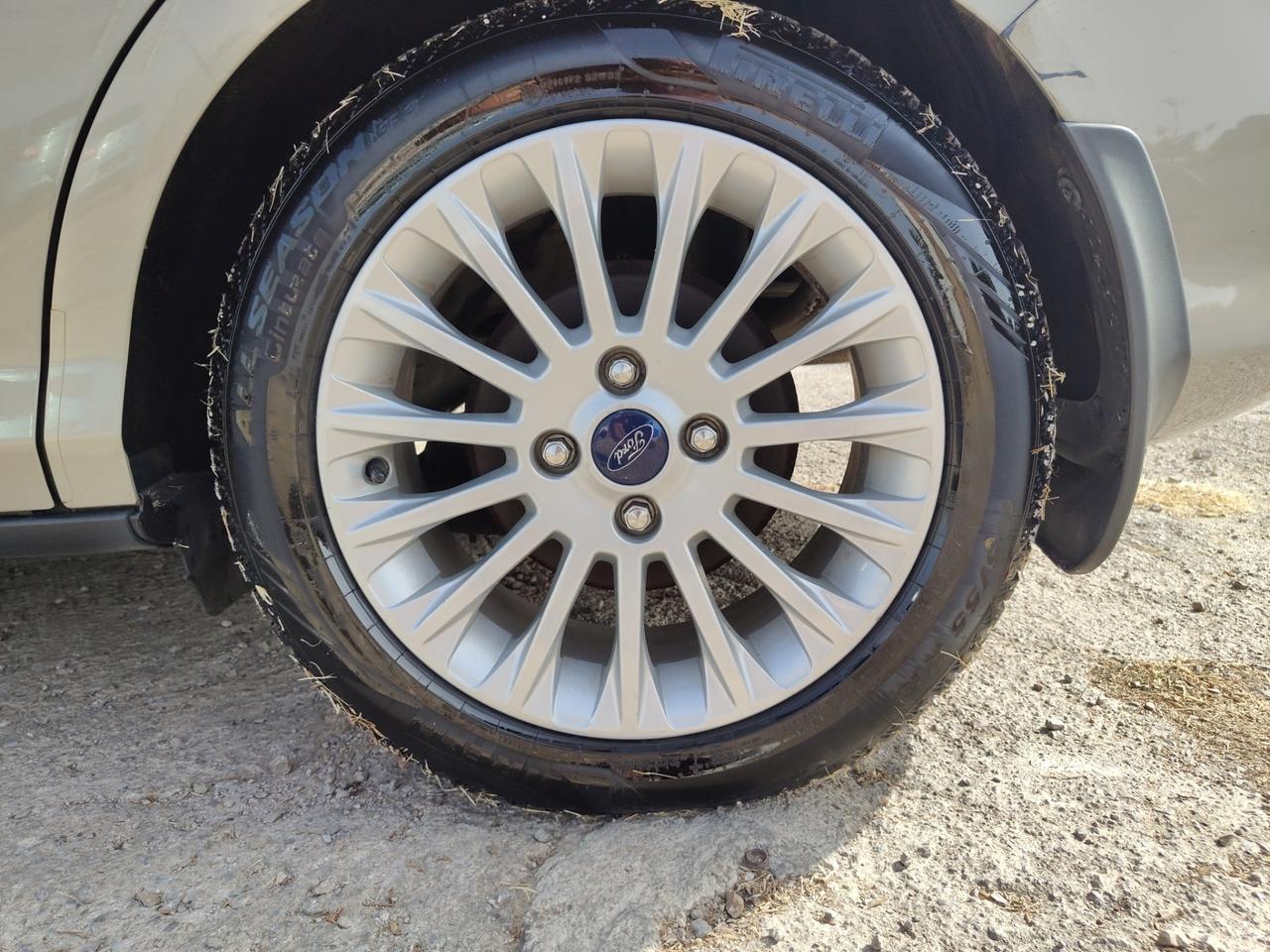 Ford B-Max 1.6 TDCi 95 CV Titanium ECCELLENTE
